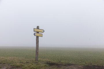 wegweiser in der pussta