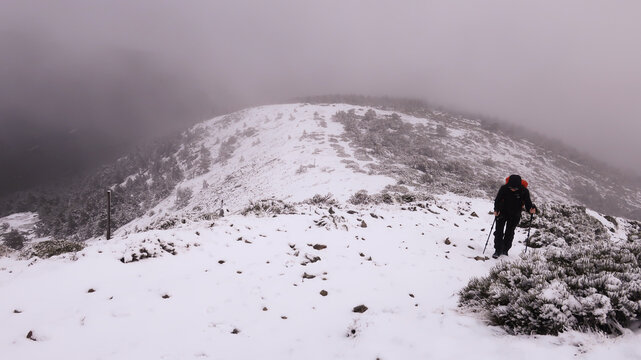 Sierra de Guadarrama El Nevero
