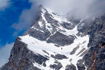 Obraz premium Zugspitzmassiv im Winter