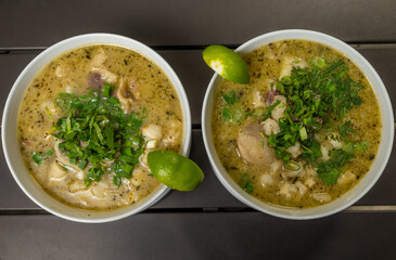 caldo de gallina
