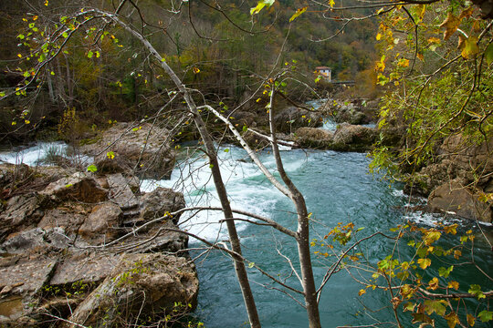 Paraje Natural Escala Salmonera de Ca&ntilde;o, R&iacute;o Sella, Ca&ntilde;o, Asturias