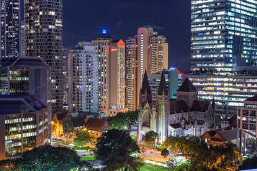 Fototapeta premium The illuminated skyline of Brisbane at night