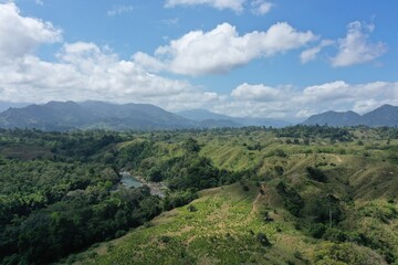 Fototapeta na wymiar Montañas de la Sierra Nevada de Santa Marta, Colombia
