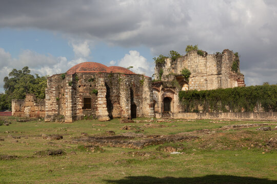 Monasterio de San Francisco monastery ruins in Santo Domingo, capital of Dominican Republic.