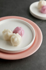 Korean traditional food, honey rice cake (Kkultteok)