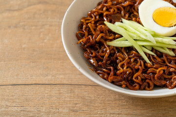 Korean Instant Noodle with Black Bean Sauce (Jajangmyeon or JJajangmyeon)
