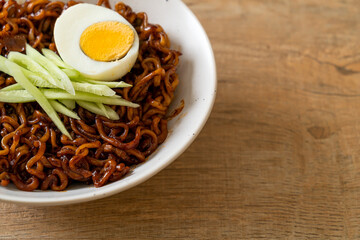 Korean Instant Noodle with Black Bean Sauce (Jajangmyeon or JJajangmyeon)