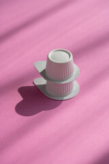 コーヒーミルク、ピンク背景