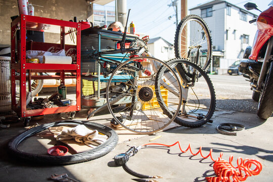 Rev Up Your E-Bike Experience with Expert Brake Adjustments