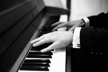 piano