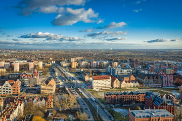 Obraz premium Aerial view of the old town of Gdansk with beautiful architecture at sunny day, Poland