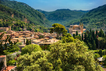 Fototapeta na wymiar View of Valldemossa, Majorca