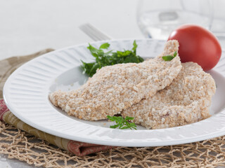 chicken breasts,
pie on plate