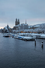 Naklejka premium Zürich by NIGHT