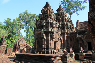 Naklejka premium Details of the Hindu temple in Banteay Srei, Cambodia 