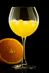 fresh orange juice and oranges healthy food