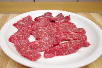 焼肉用和牛の薄切り