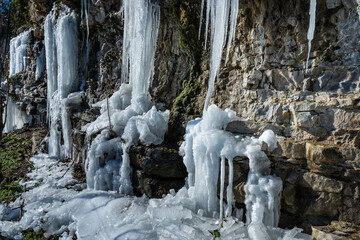 Eisformationen in den Steillagen bei Lauffen am Neckar