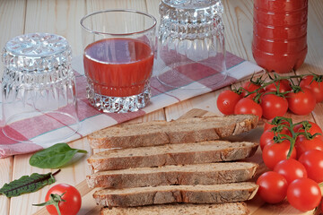 Tomatoes and tomato juice