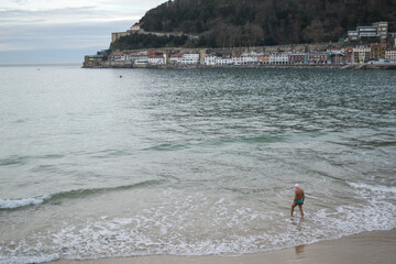 El valiente en el frio mar