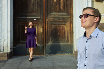 couple walking in the city