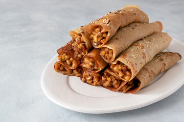 Pancakes with apples and cinnamon.