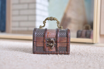 antique jewelry box