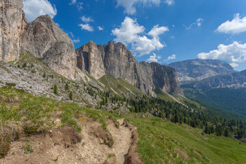 Magnificent morphology of the crests of the southern slope of Mount Settsass and Mount Lagazuoi background, Dolomites, Italy