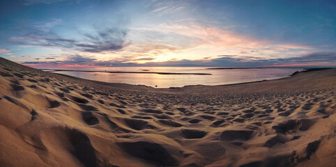 Fototapeta na wymiar Sand dunes at sunset, Dune du Pilat