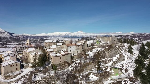 Rovere, a delightful village in Abruzzo covered with snow
Mountain village near Rocca di Mezzo. Aerial shot with drone