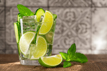 mojito cocktail with lime and mint