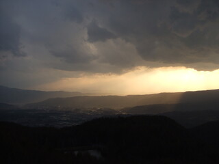 長野県茅野市の厚い雲