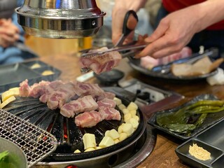 육가공장 삼겹살 