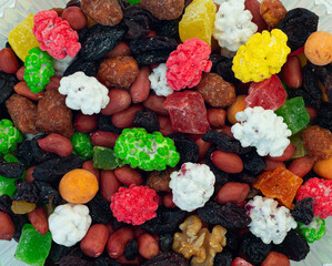 the dry sugary fruit- nut mix