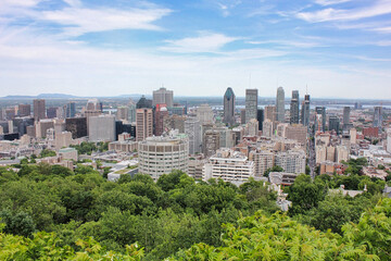 Obraz premium Vue panoramique sur la ville de Montréal