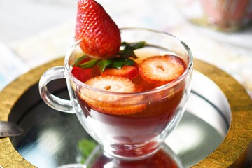 strawberry mousse dessert