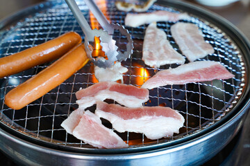 肉を焼くイメージ