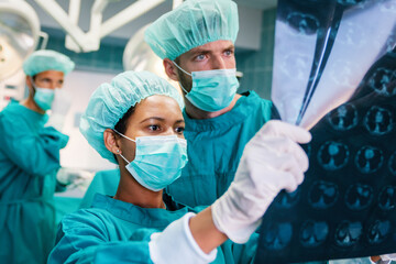 Exhausted surgeons at the emergency room as a sign of stress and overwork