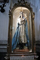 Fototapeta premium Napoli – Statua dell'Immacolata nella Basilica di San Pietro ad Aram