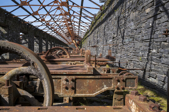Rusty slate cutting machinery in Dinorwig quarry, Llanberris North Wales