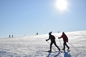 couple on the snow