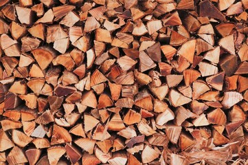 積み上げられた薪