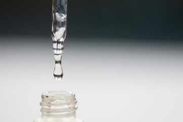 Pipette mit Flasche, Gesichtsserum / facial serum
