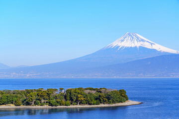【静岡県】大瀬崎と駿河湾越しに見る富士山