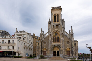 Fototapeta na wymiar Vue extérieure de l'église Sainte-Eugénie à Biarritz, France