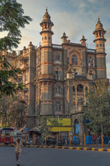 Obraz premium old colonial streets of Mumbai.