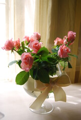 pink roses in a beautiful vase
