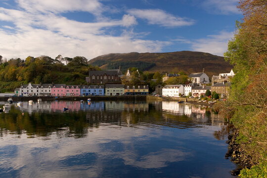 Harbour, Portree (Port Righ), Isle of Skye, Inner Hebrides, west coast, Scotland, United Kingdom, Europe