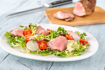 Roast beef salad