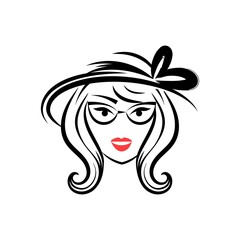 woman with hat and glasses